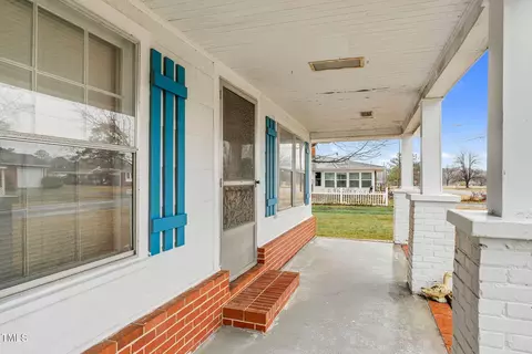 Exterior - 201 N Holt St, Pine Level, NC 27568 photo 4 of 7