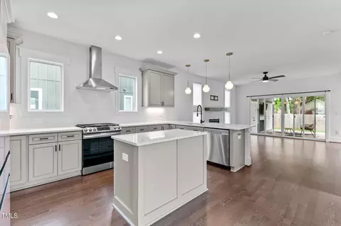 5 Bart St, Raleigh, NC 27610