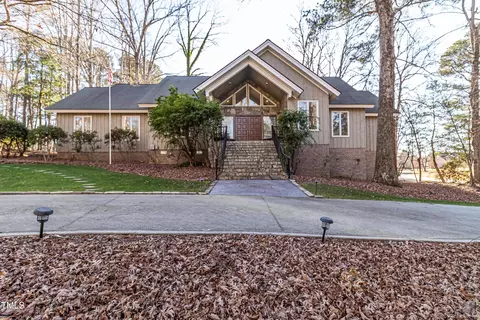 2715 Deerfield Ln, Wilson, NC 27896
