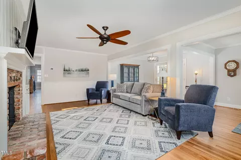 Living - 1107 S 2nd St, Smithfield, NC 27577 photo 1 of 2