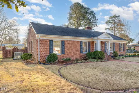 Exterior - 1107 S 2nd St, Smithfield, NC 27577 photo 3 of 9