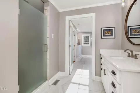 Bath - 1107 S 2nd St, Smithfield, NC 27577 photo 3 of 3