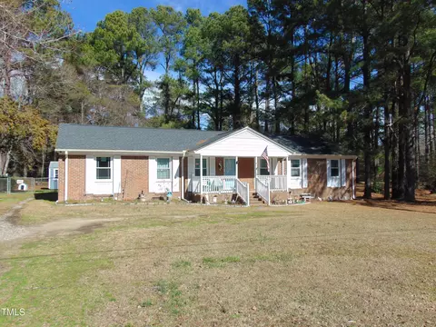 3204 Jason Dr, Rocky Mount, NC 27803