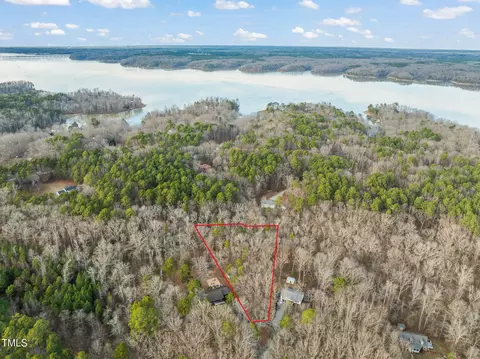 100 Red Bud Ct, Clarksville, VA 23927