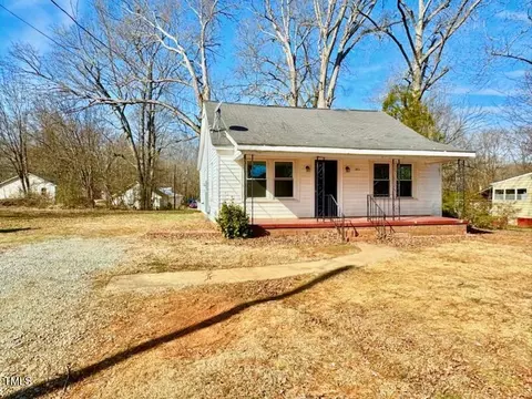 1411 Pointer St, Roxboro, NC 27573 photo 1