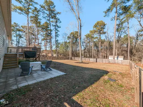 Exterior - 7021 Onslow Stephenson Rd, Willow Spring, NC 27592 photo 4 of 6