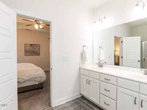 Bath - 7021 Onslow Stephenson Rd, Willow Spring, NC 27592 photo 2 of 2