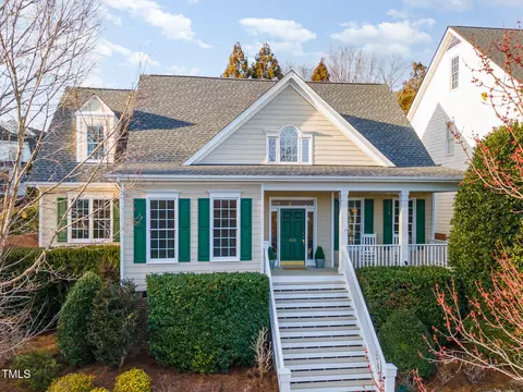 700 Parkview Cres, Chapel Hill, NC 27516