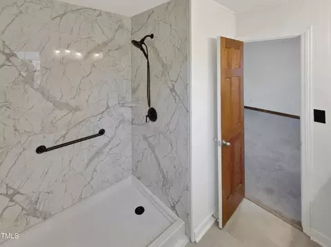 Bath - 1109 Cloud Nine Ct, Wake Forest, NC 27587 photo 3 of 3