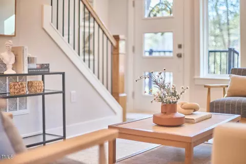 Entry Way - 2704 Ashley St #B, Durham, NC 27704 photo 4 of 7