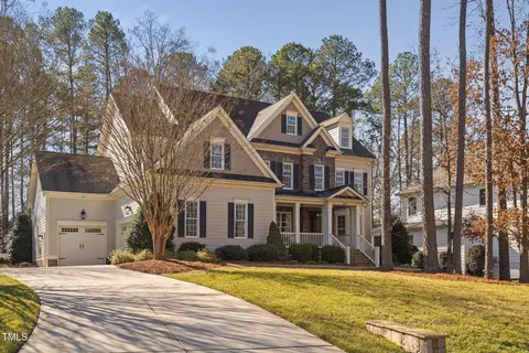 6824 Palaver Ln, Cary, NC 27519