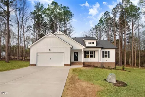 9230 Bear Run Ln, Middlesex, NC 27557