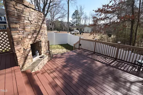 Exterior - 2701 Erinridge Road Rd, Raleigh, NC 27610 photo 2 of 3