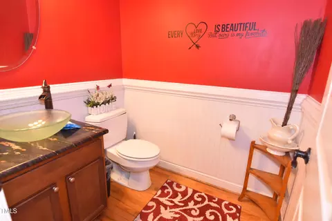 Bath - 2701 Erinridge Road Rd, Raleigh, NC 27610 photo 1 of 3