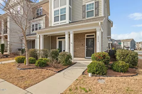 2959 Sunflower Rd, Apex, NC 27502