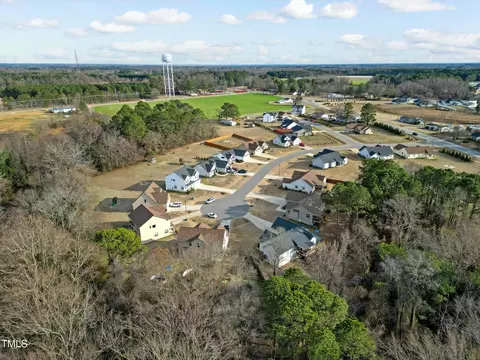View/Area - 90 Landfall Ln, Smithfield, NC 27577 photo 8 of 9