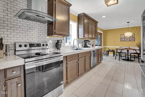 Kitchen - 3312 Powers Ln, Durham, NC 27712 photo 2 of 3