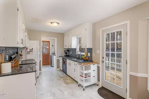 Kitchen - 104 Tyser Pl, Garner, NC 27529 photo 1 of 3