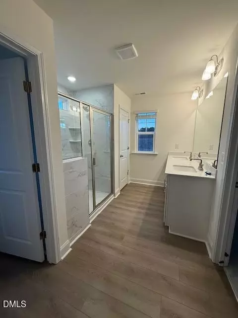 Bath - 115 Sugar Pine Dr, Franklinton, NC 27525 photo 2 of 4