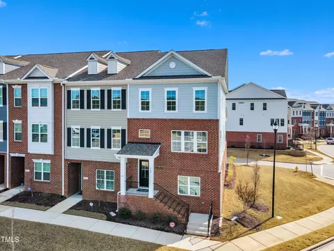 509 Gateway Townes Blvd, Wake Forest, NC 27587