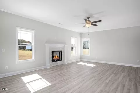171 Cedarbrook Dr, Benson, NC 27504 photo 9