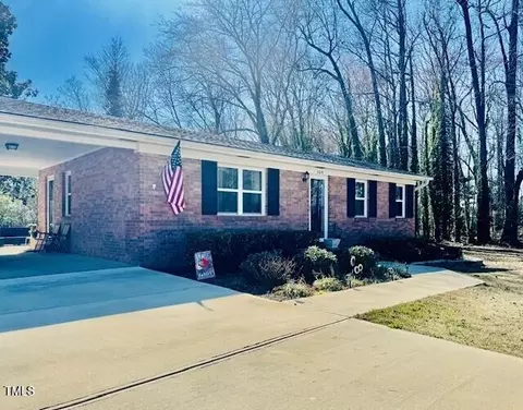 509 Powell St, Smithfield, NC 27577