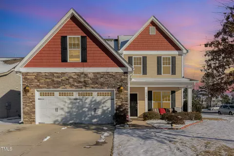 4204 Vineyard Ridge Dr, Zebulon, NC 27597