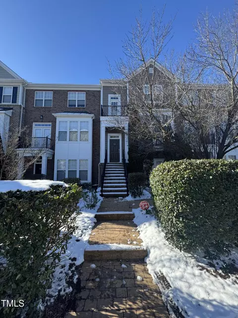 9204 Wooden Rd, Raleigh, NC 27617