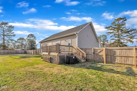 591 Mckay St, Erwin, NC 28339 photo 30