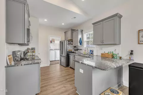 591 Mckay St, Erwin, NC 28339 photo 12