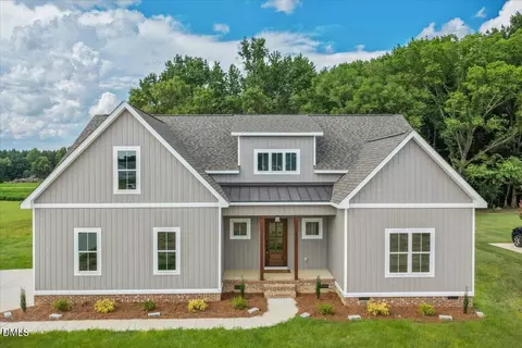 6140 Cultivator Dr, Battleboro, NC 27809
