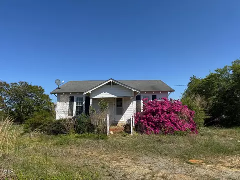 759 Mclamb Rd, Newton Grove, NC 28366