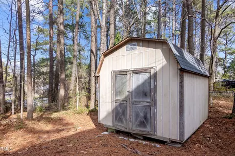 Exterior - 1112 Chalk Level Rd, Durham, NC 27704 photo 4 of 15