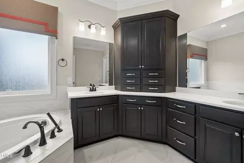 Bath - 1005 Keith Rd, Wake Forest, NC 27587 photo 4 of 6