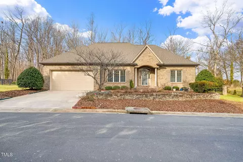 2309 Grey Gables W Dr, Burlington, NC 27215