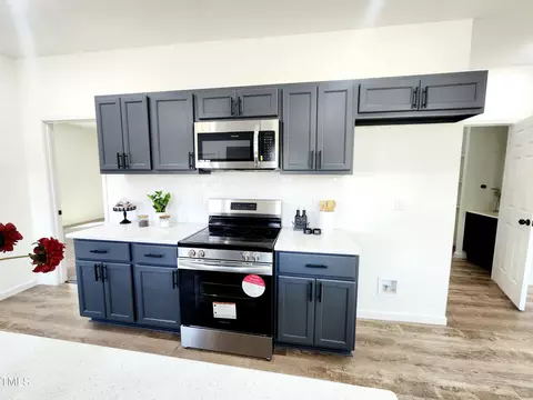Kitchen - 606 E Pearsall St, Dunn, NC 28334 photo 3 of 7