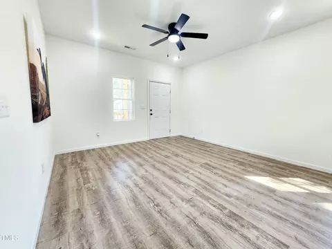 Living - 606 E Pearsall St, Dunn, NC 28334 photo 1 of 2