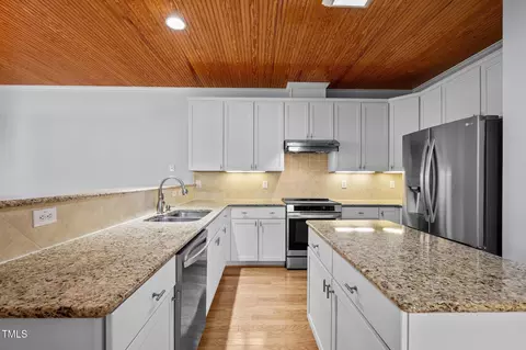 Kitchen - 105 Harkness Cir, Durham, NC 27705 photo 2 of 2