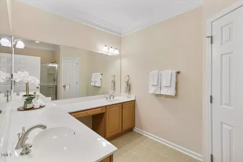 Bath - 968 Shoofly Path, Apex, NC 27502 photo 3 of 4