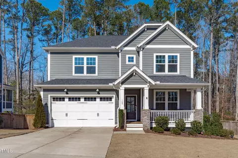 108 Vintage Pine Ct, Holly Springs, NC 27540
