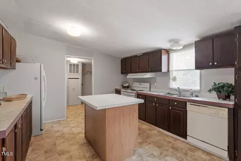 6209 Turning Point Dr, Wake Forest, NC 27587