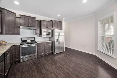 124 Currituck Ln, Durham, NC 27703 photo 5