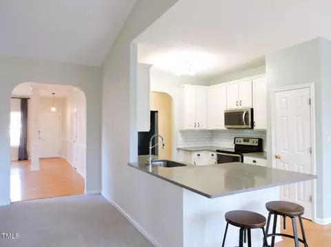 Kitchen - 8 Weeping Beech Way, Durham, NC 27713 photo 7 of 8