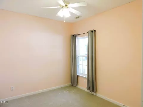 Bedroom - 8 Weeping Beech Way, Durham, NC 27713 photo 4 of 5