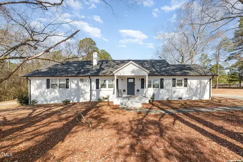 7722 Nc 27 W, Lillington, NC 27546