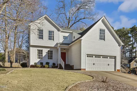 105 Musgrove Cir, Cary, NC 27518