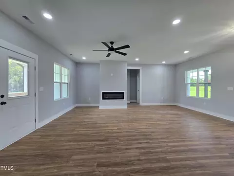 2955 Mt Pleasant Rd, Willow Spring, NC 27592 photo 10