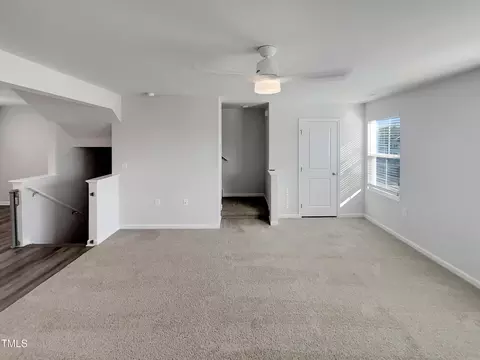 2005 Silent Bend Dr, Durham, NC 27704 photo 10