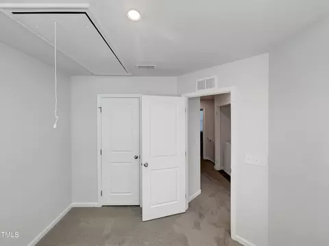 2005 Silent Bend Dr, Durham, NC 27704 photo 16