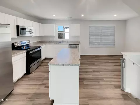 2005 Silent Bend Dr, Durham, NC 27704 photo 11